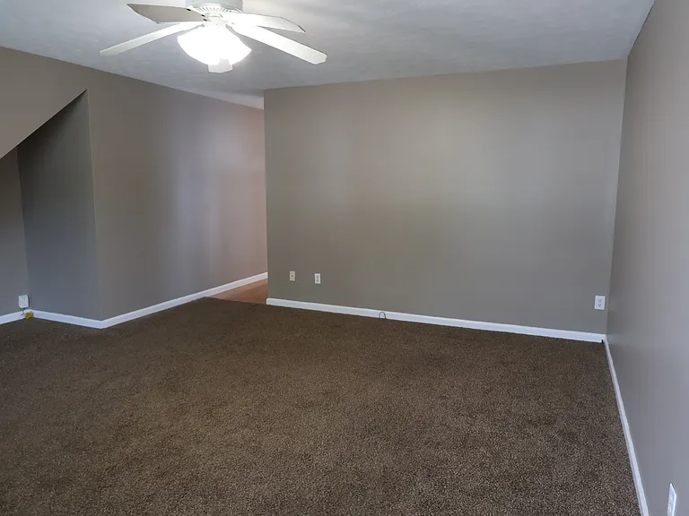 305 Brookside Pl — Photo 7