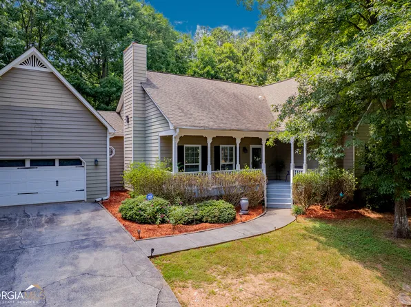 32 Saddle Field Cir NW, Cartersville, GA 30121