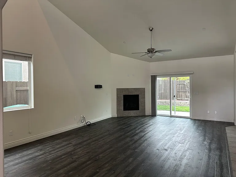 260 Waterfall Rd — Photo 4