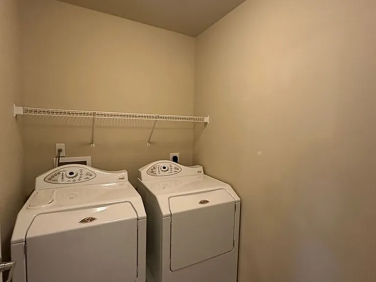 1319 Foreman Rd — Photo 25