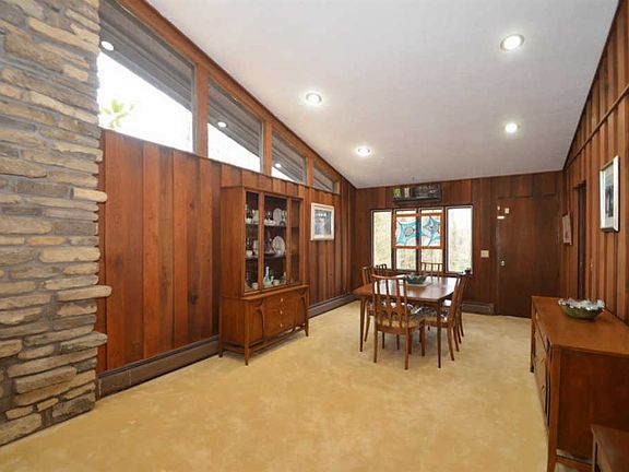 5th image of 6010 Crittenden Dr