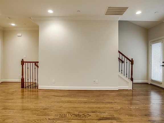 5th image of 5747 Prospect Ave APT D