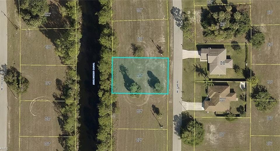 1st image of 4030 NE 23rd Pl