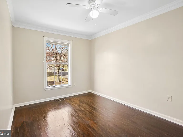 9063 Congress Pl — Photo 17