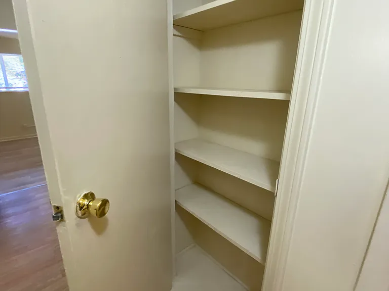 1218 Innis Ct #7 — Photo 11
