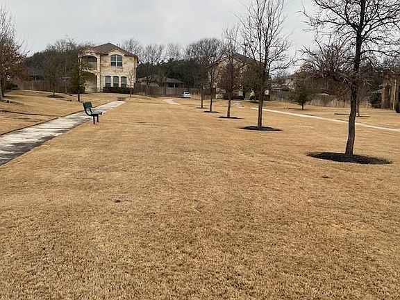 4th image of 643 Allenscreek Way