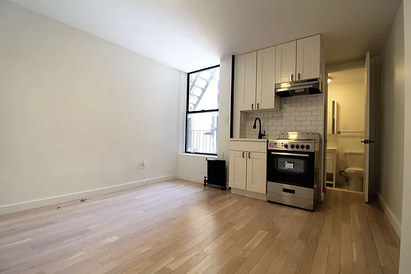 Rented by Bruma Realty LLC | media 13