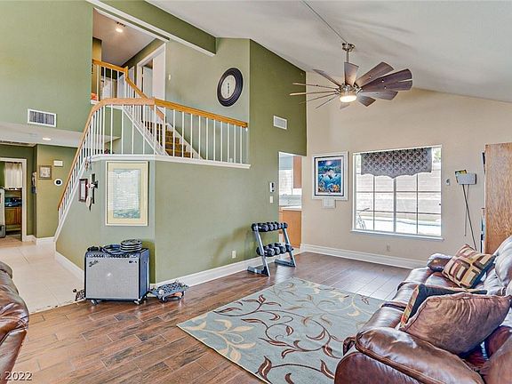 5th image of 5612 Red Bluff Dr