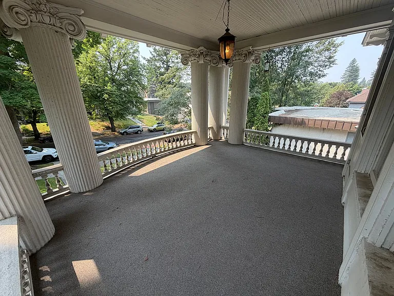 1406 West 9th — Photo 17