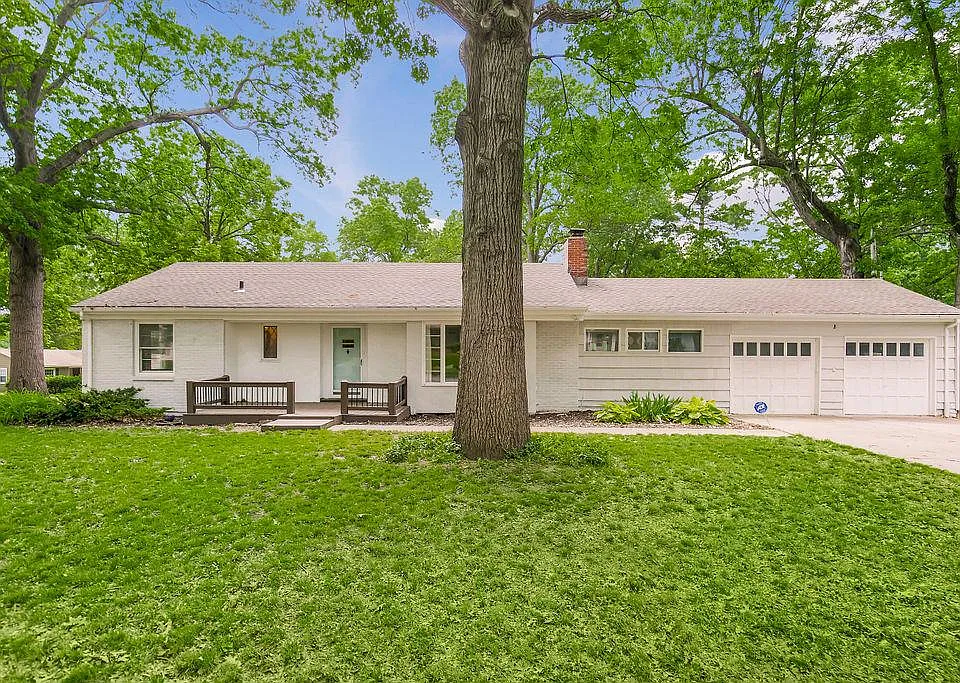 4803 W 70th Ter
