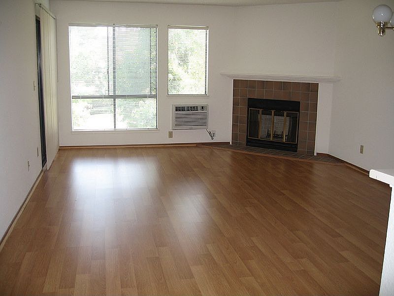 2nd image of 39059 Guardino Dr APT 203