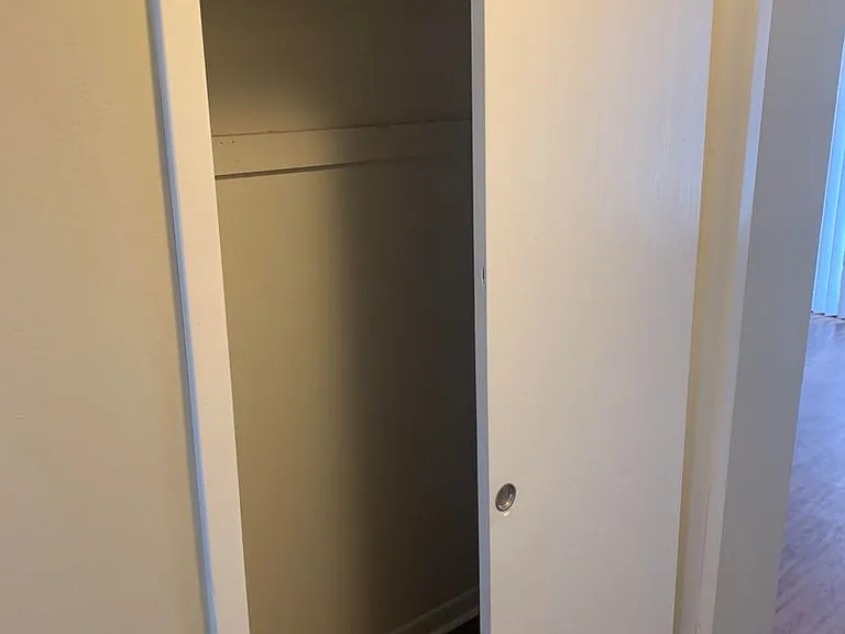 Superior Place Apartments — Photo 39