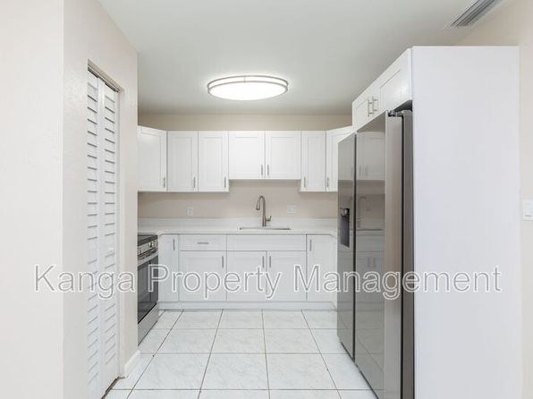 7750 SW 10th Ct APT B
