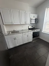 9 Bentley Avenue, #11E