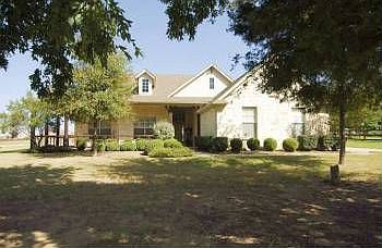 1st image of 8201 Oak Creek Ln