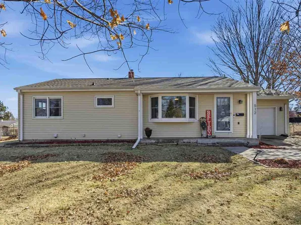 512 3rd Ave SW, Mount Vernon, IA 52314