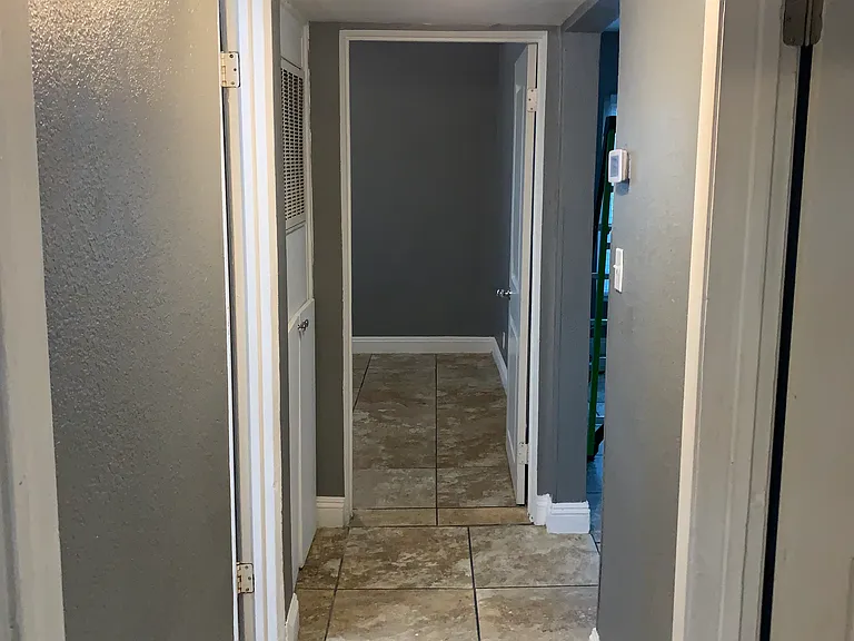 1723 Linden Ave — Photo 28