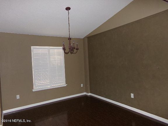 3rd image of 2132 Creekmont Dr