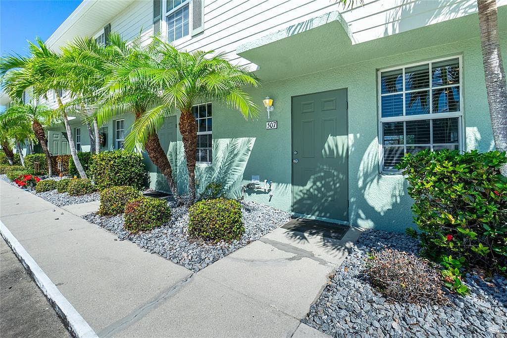 26396 Nadir Rd UNIT 507