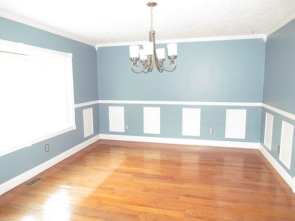 5th image of 322 St. Andrews Ln.
