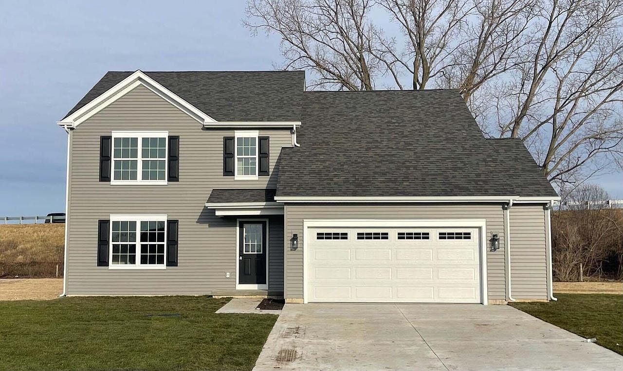 1510 East Longneedle Ln, Elkhorn, WI 53121 Zillow