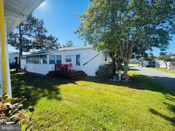 39997 N Croppers Cir, Fenwick Island, DE 19944