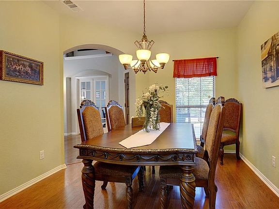 5th image of 3445 Beekman Dr