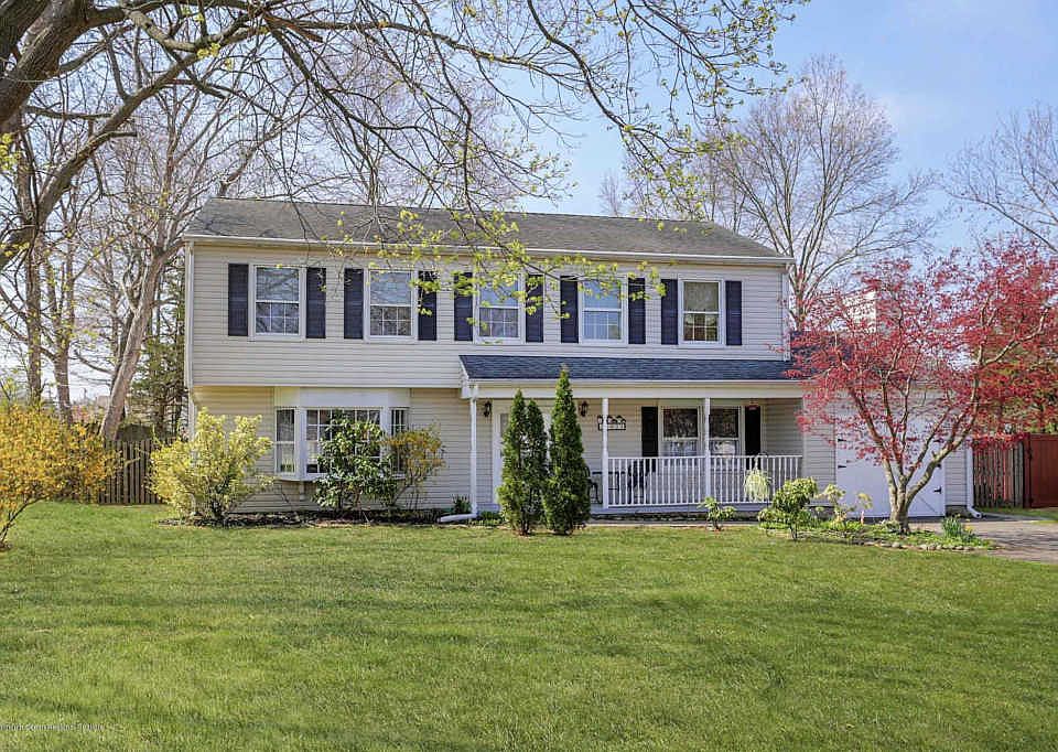 1st image of 1021 Roanoke Dr