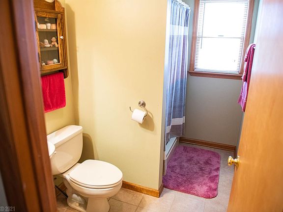 5th image of 50 Massie Dr