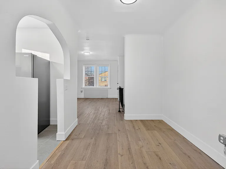 3654-3656 Phillips Pl — Photo 7