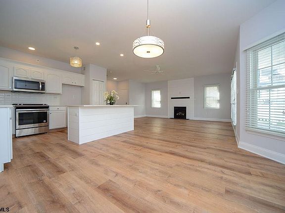 3rd image of 3113 Simpson Ave APT 1