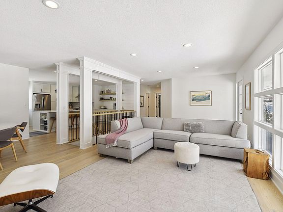 2nd image of 6105 Parnell Ave
