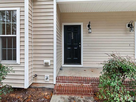 3rd image of 123 Lanigan Pl