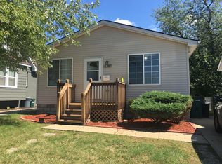 644 Pinecrest Dr, Ferndale, MI 48220