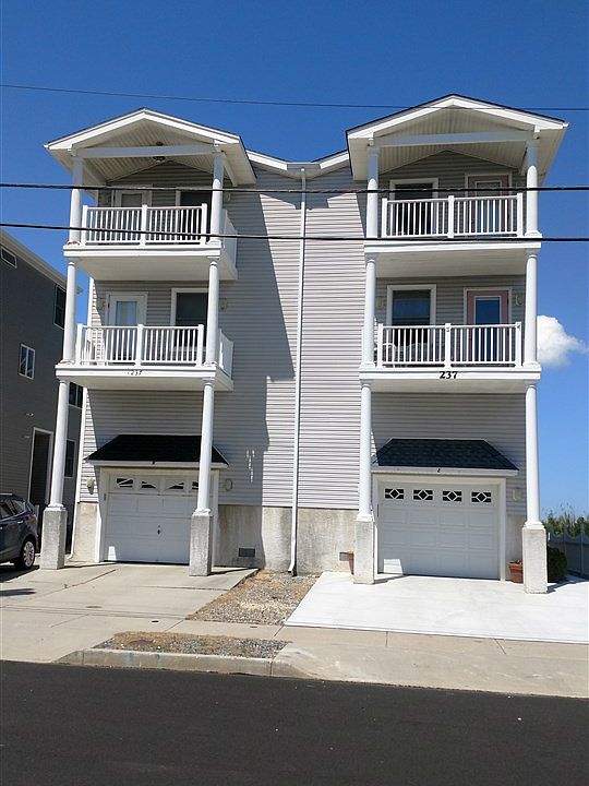 1st image of 237 36th St #E
