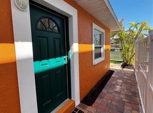 137 175th Terrace Dr E APT B, Saint Petersburg, FL 33708