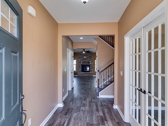 4th image of 1529 Oak Dr