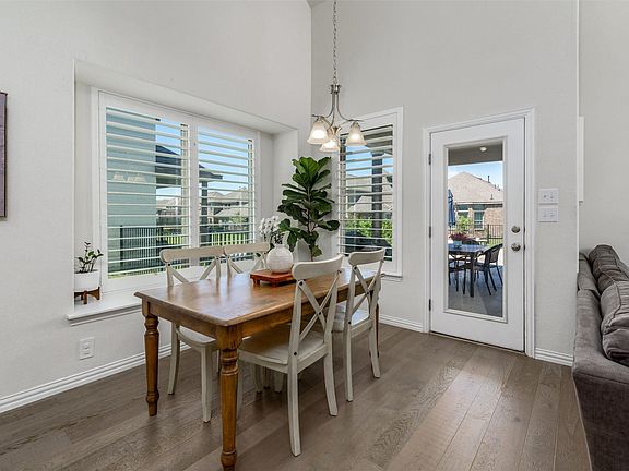 5th image of 3008 Tea Olive Dr