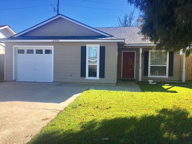 1st image of 37445 W Hillside Dr