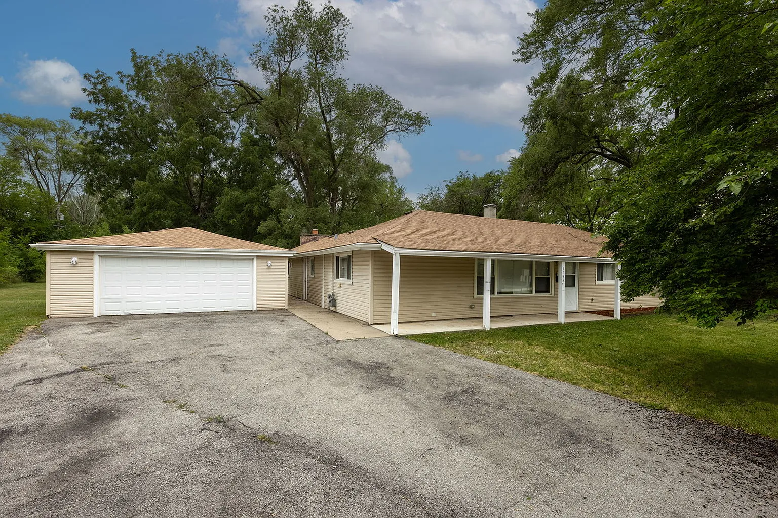 4735 182nd Pl photo 1