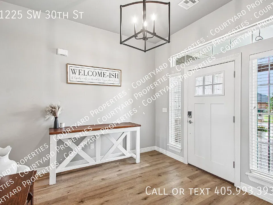 11225 SW 30th St