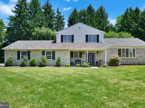 1780 Windsor Rd, Blue Bell, PA 19422