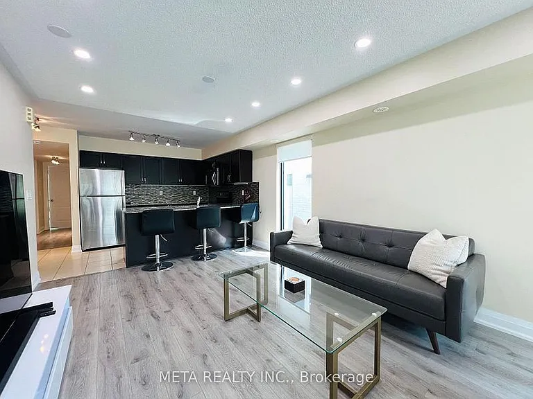 138 Widdicombe Hill Blvd #701 — Photo 15