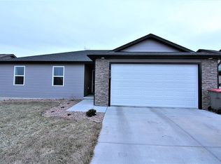4219 W Milton Rd, Lincoln, NE 68528