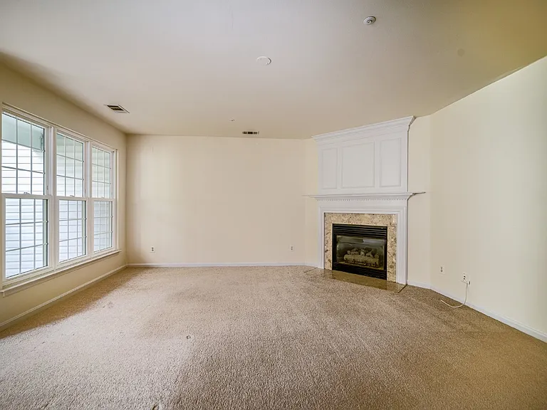 5924 Terrapin Pl #302 — Photo 8