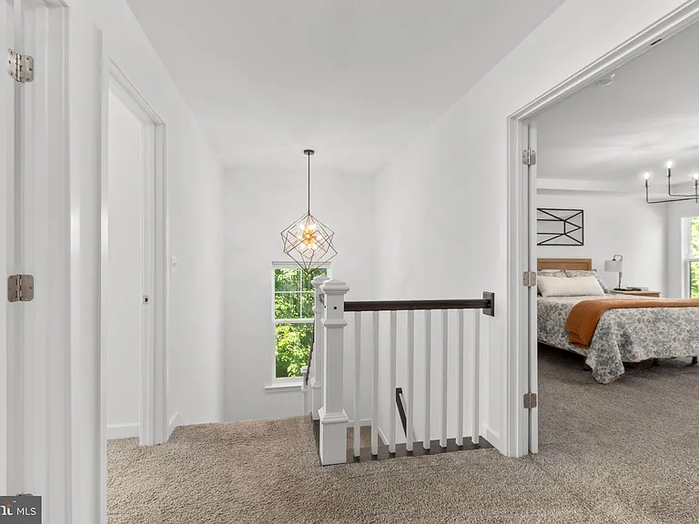 15 Grove Ln — Photo 36