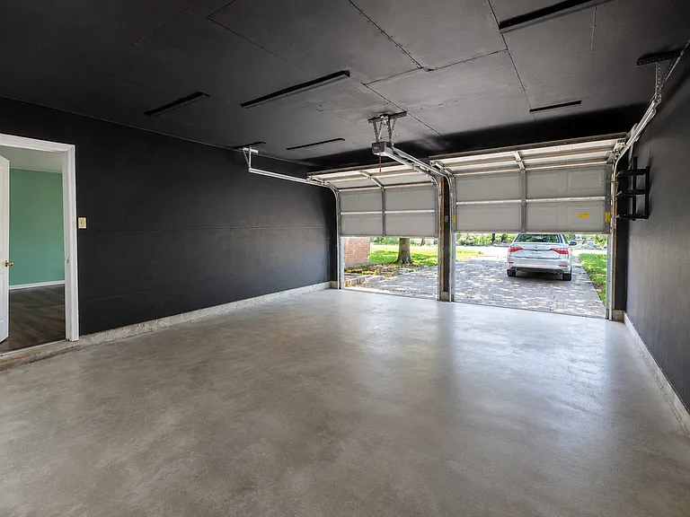 6811 Marla Dr — Photo 6