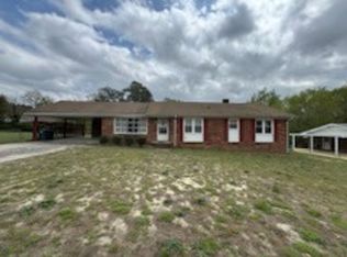 338 Summer Hill Rd, Fayetteville, NC 28303
