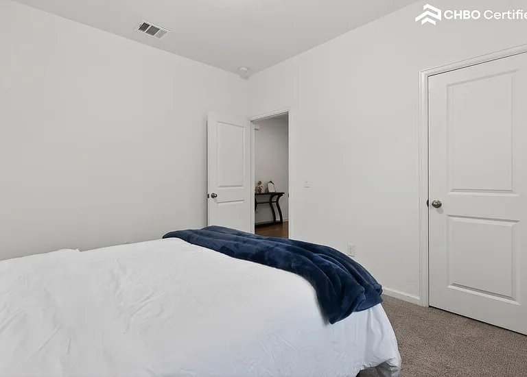 1052 Long Bay Ct — Photo 31