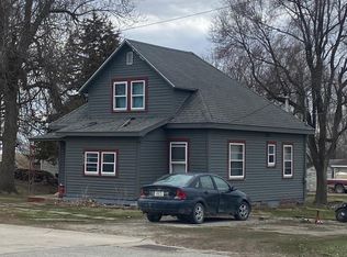 301 S Washington St, New Sharon, IA 50207